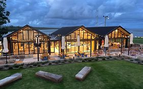 Huskisson Hotel